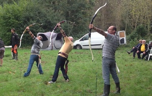 Bon gré mal gré, les 3 ciblards que nous sommes essayons de damer le piont aux instinctifs... hum, pas si facile (je parle pour moi, là !). 