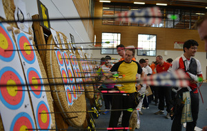 C'est pas le tout de tirer… faut encore aller chercher ses flèches : pffffff, fatigué !